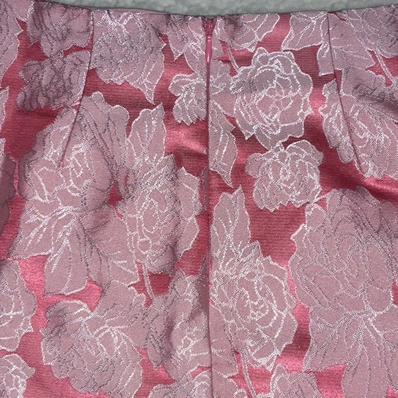 NWT Glamorous Collection Pink Floral Skirt (Size 6) - Picture 4 of 15